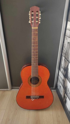 Guitare classique très - 3/4, (très