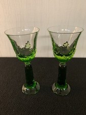 Lot 2 verres a vin couleur en cristal de Saint Louis (prix des 2 verres)