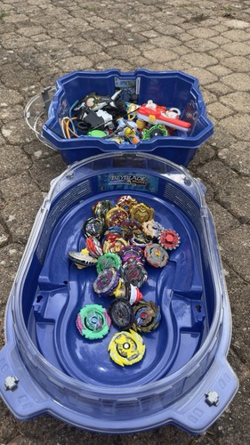 Lot toupies beyblade burst 2 - +,