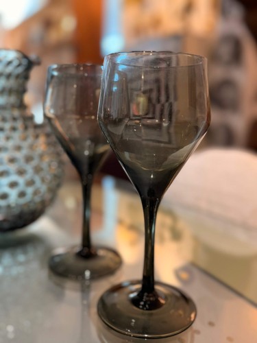 Verres pied verre fumé - à,