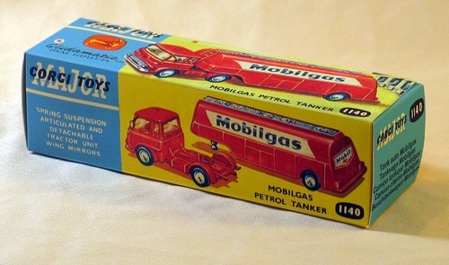 Corgi toys 1140 mobilgas - corgi,