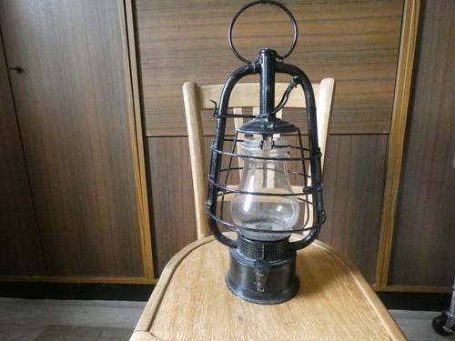 Ancienne lampe tempête - , à