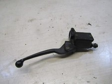 maitre cylindre de frein avant