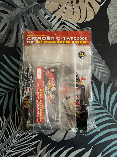 Voiture miniature maquette - miniature,