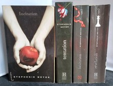 📖 4 Tomes Twilight