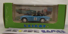 VOITURE 1/43 TRIUMPH TR5 COUPE