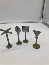 Panneaux Signalisation Quiralu