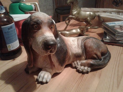 Basset hound figurine terre - figurine,