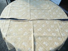 tissu vintage pour cette toile à matelas en métis fleuri jaune