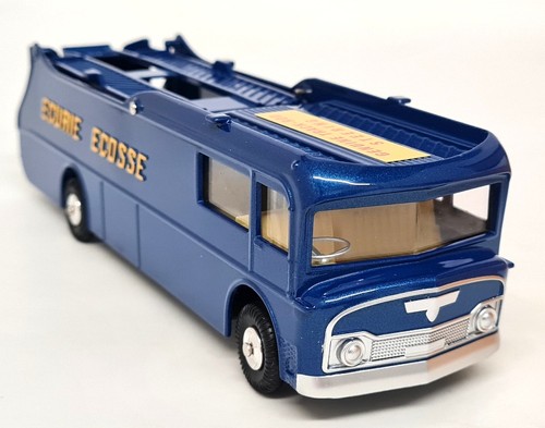 Corgi repro commer - repro, ecurie