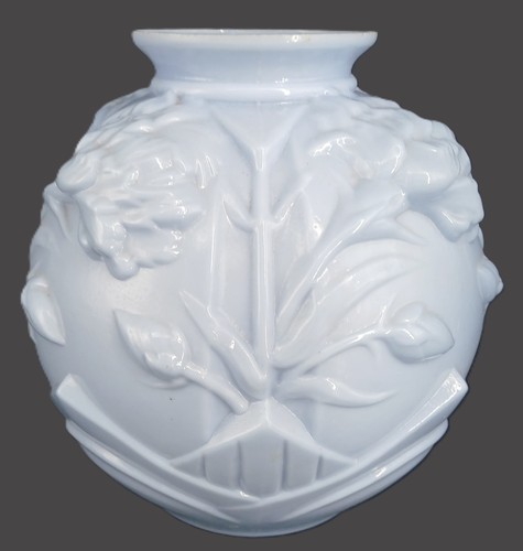 Vase boule opaline - boule, époque