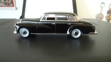 MINIATURE MERCEDES 300 D