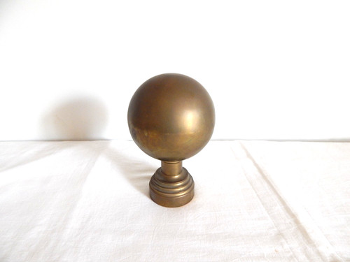 Ancienne boule escalier - ancienne, en