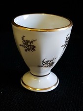 Coquetier en porcelaine