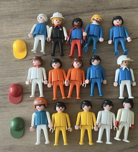 Lot figurines playmobil - 15,