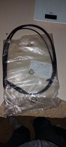 Cable accélérateur scooter - d,