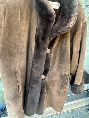 Manteau vintage peau de - peau,