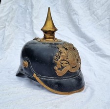 Casque à pointe de Troupe-