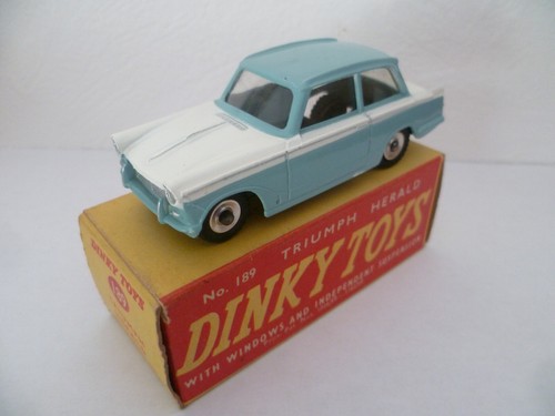 Dinky toys triumph herald - dinky,