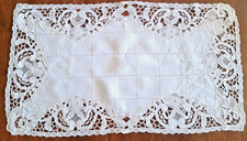 Early 20th Century Placemat Embroidered Yarn and Lace Inlays - 50cm x 30cm