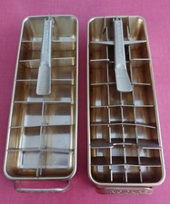 Anciens Bacs à Glaçons X 2