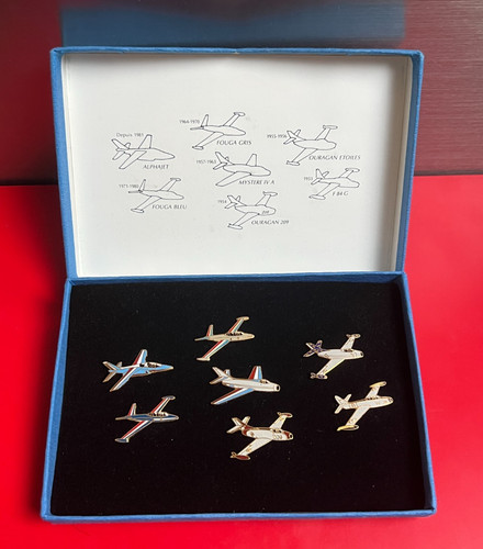 Coffret collector des - , pins