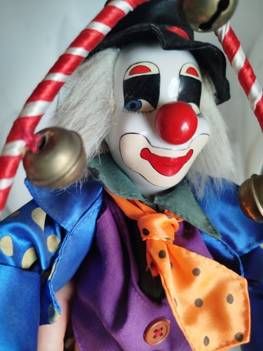 Ancien automate musical - , clown