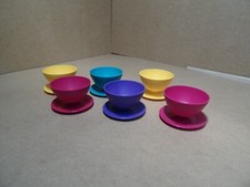 Lot de 6 coupes multicolores sur pied démontable Tupperware