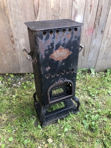 Ancien poêle pétrole - poêle,