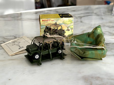 DINKY TOYS 601 AUSTIN