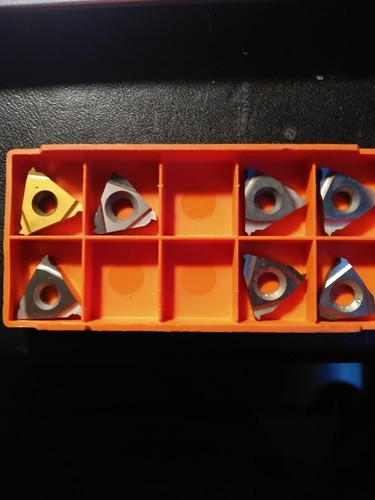 Plaquettes diverses à - 7,