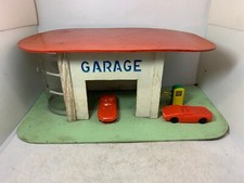 ANCIEN JOUET GARAGE EN BOIS