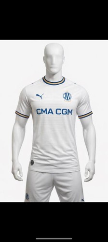Maillot - , om