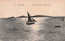 14 TROUVILLE SUR MER BARQUE DE