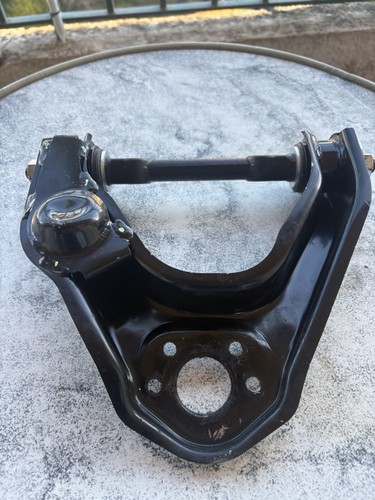 Triangle suspension nissan - triangle,