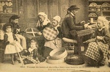 Carte Postale Ancienne ❤️ Tissage de tamis  à Bannalec