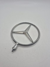 Logo emblème badge capot