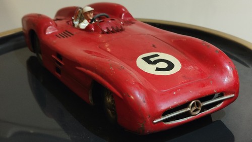 Voiture jouet tôle - voiture,