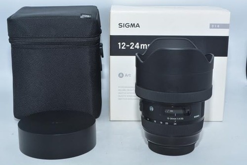 Objectif zoom grand angle