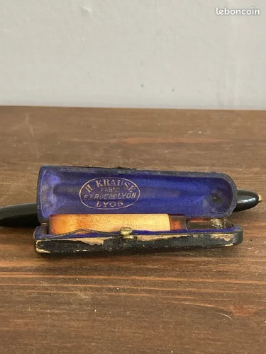 Ancien embout fume cigarette - fume,