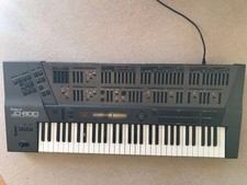 Synthétiseur Roland JD-800