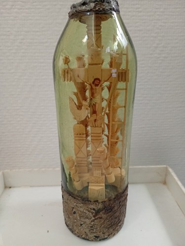 Calvaire bouteille courant - en,