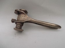 Boucheuse romaine en laiton