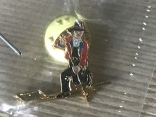 pins TELEMARK tenue SUISSE ou