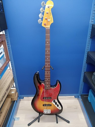 Guitare basse électrique
