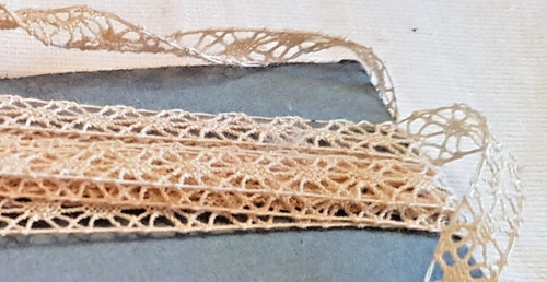 Dentelle 300 de - dentelle, cm