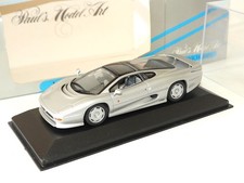 JAGUAR XJ 220 Gris MINICHAMPS