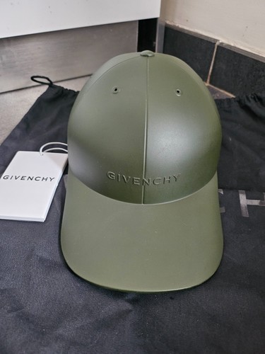 Givenchy casquette neuve - givenchy,