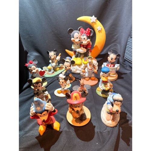 Disney figurine lot mickey - disney,
