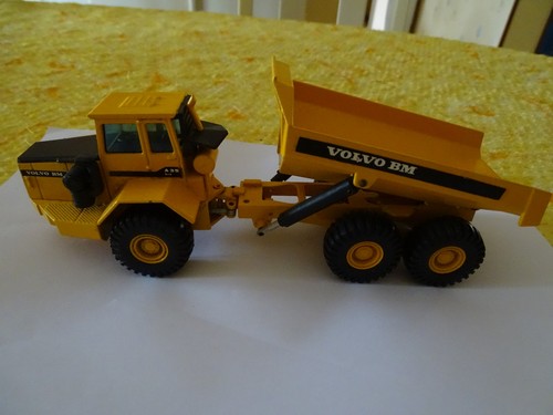 Camion benne chantier volvo - benne,